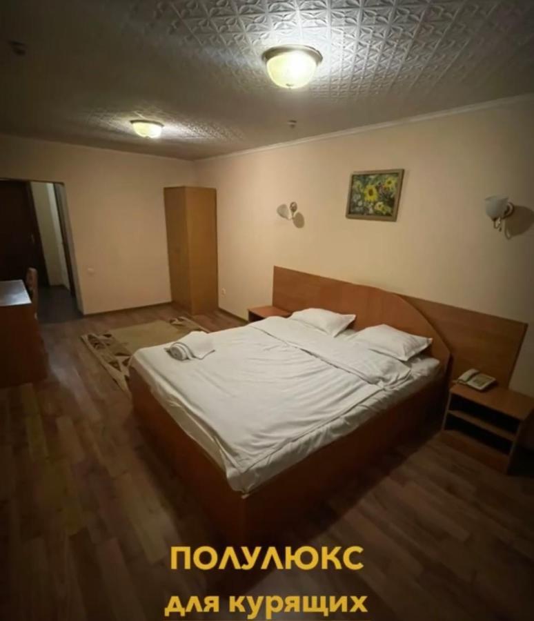 Zhassybi Hotel Astana Ngoại thất bức ảnh